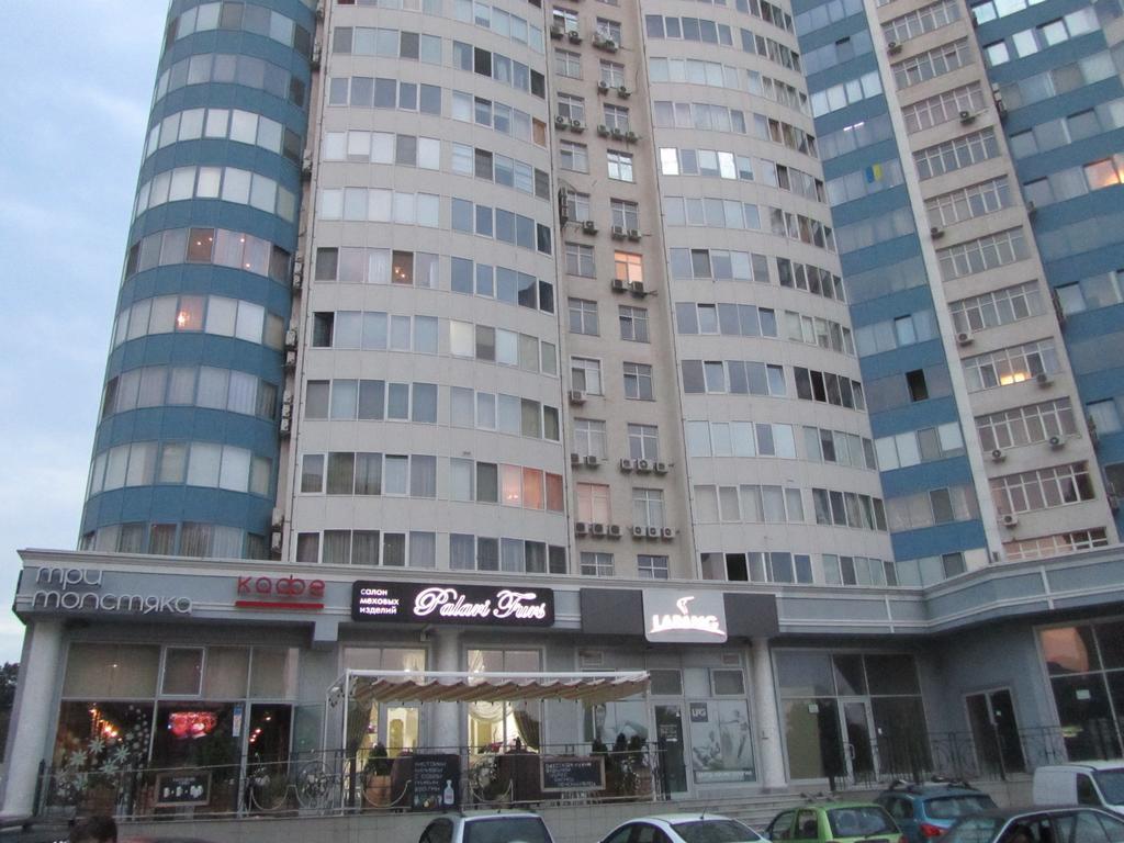 Apartments On Henuezskaya 5 Odessa Extérieur photo