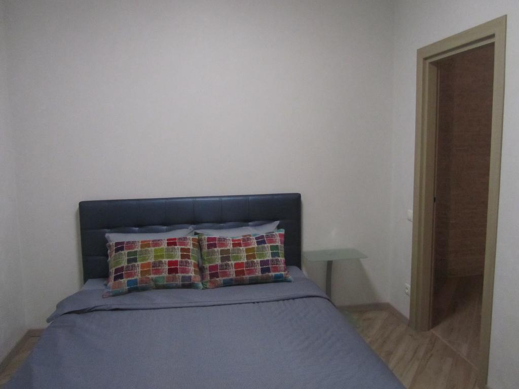 Apartments On Henuezskaya 5 Odessa Extérieur photo