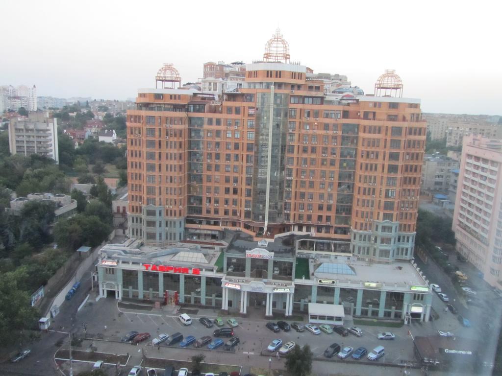 Apartments On Henuezskaya 5 Odessa Extérieur photo