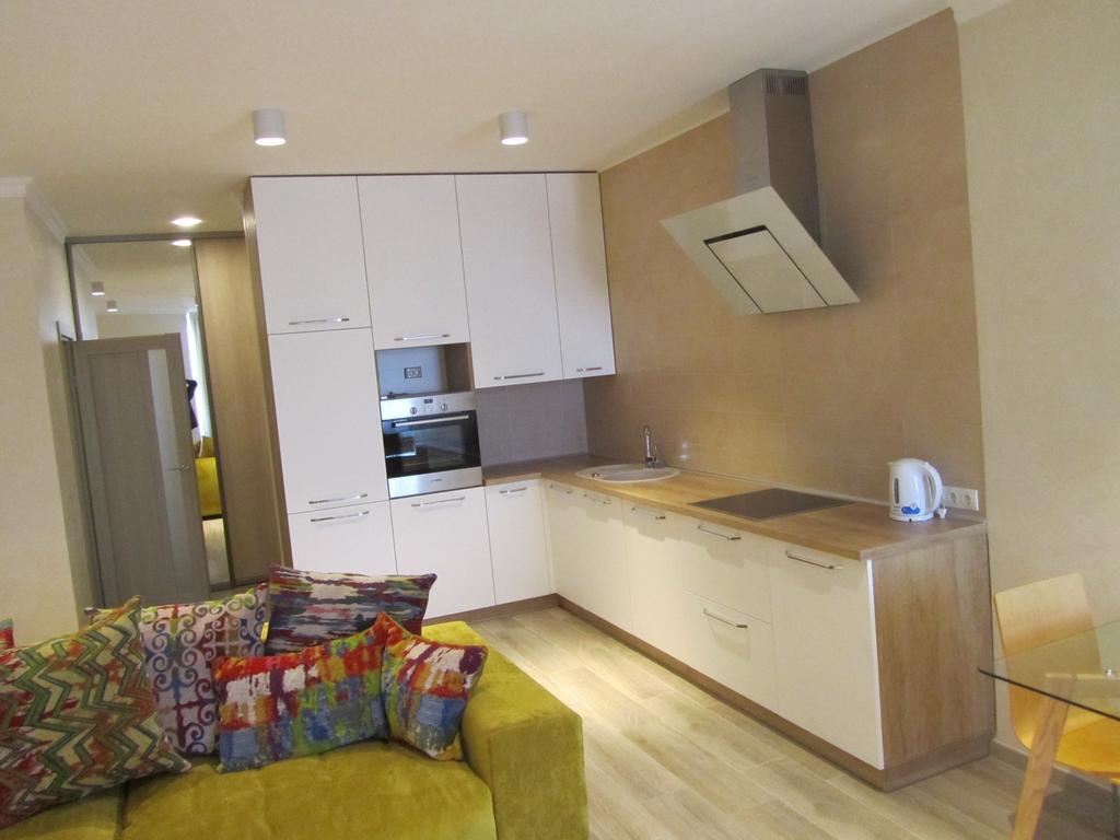 Apartments On Henuezskaya 5 Odessa Extérieur photo