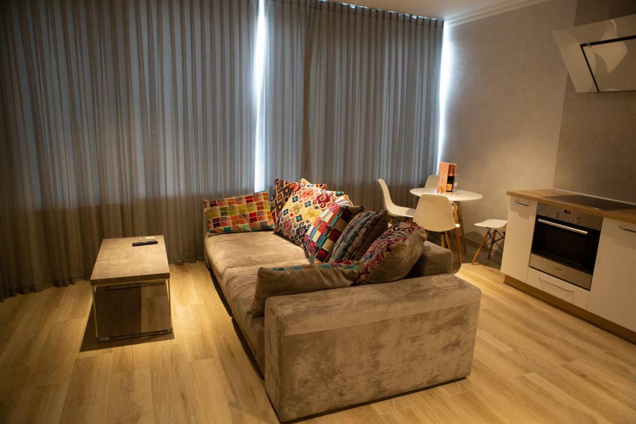 Apartments On Henuezskaya 5 Odessa Extérieur photo